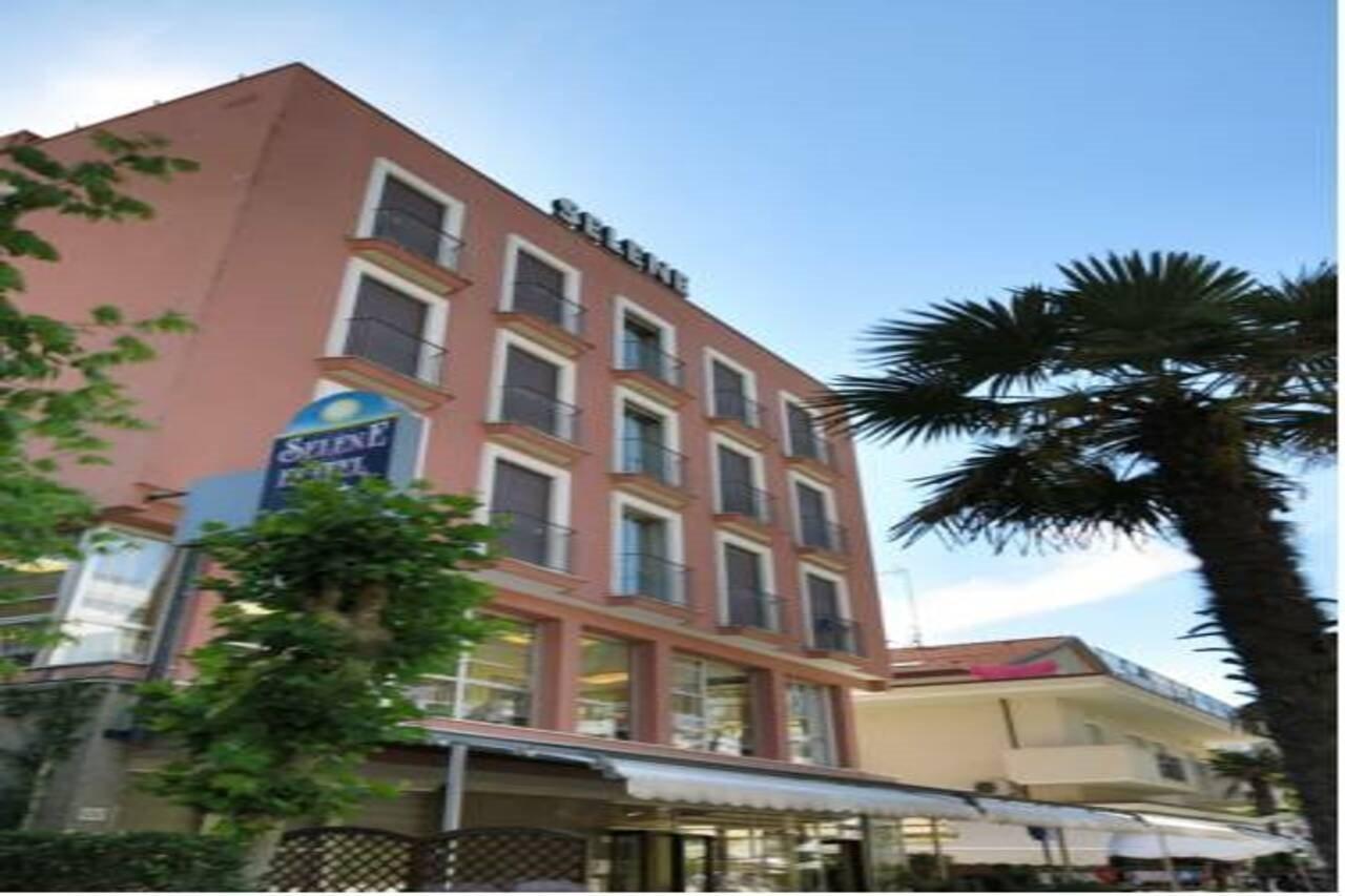 Hotel Selene - Vista Mare Riccione Exterior foto