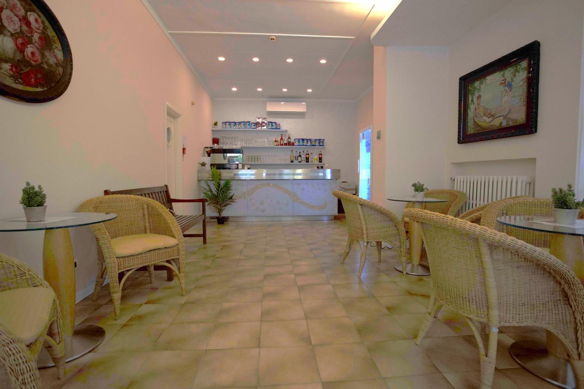Hotel Selene - Vista Mare Riccione Exterior foto